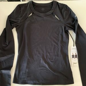 ALO-Mantra Long Sleeve Top